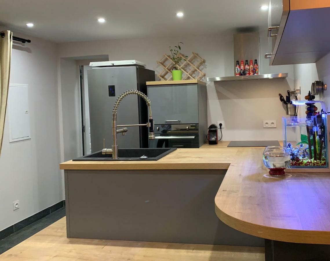 Appartement Neuf Tt Confort - Terrasse Ensoleillee ボルゴ エクステリア 写真
